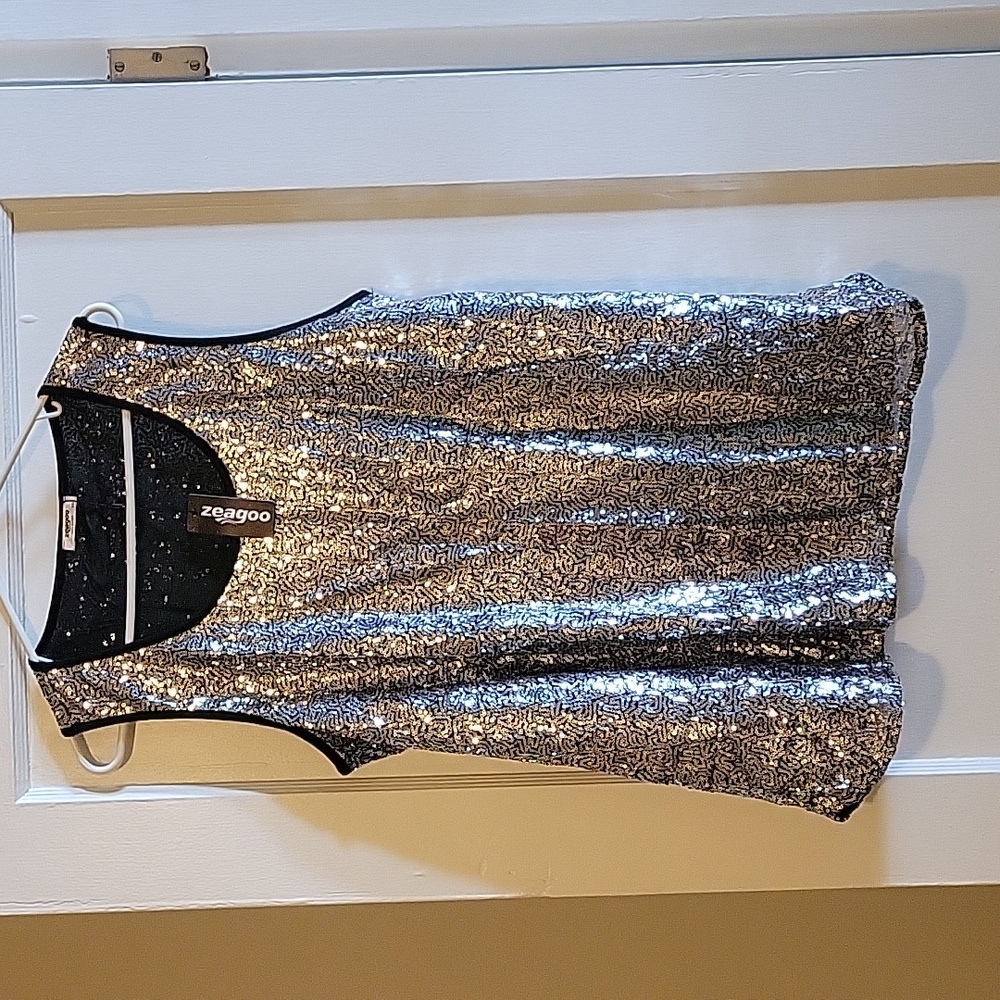 NWT silver/black sequin tank top size XXL